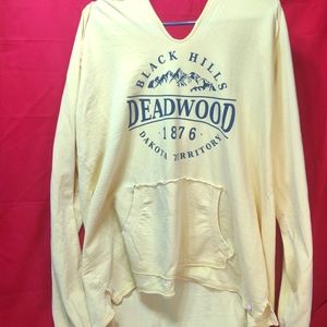 Vineyard Crew Yellow Deadwood Hoodie Size large, small hole in cuff see pictures